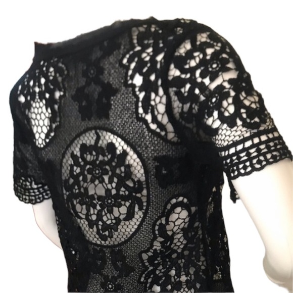 Lacey Crochet Top / short sleeves / size Sm - Picture 7 of 14
